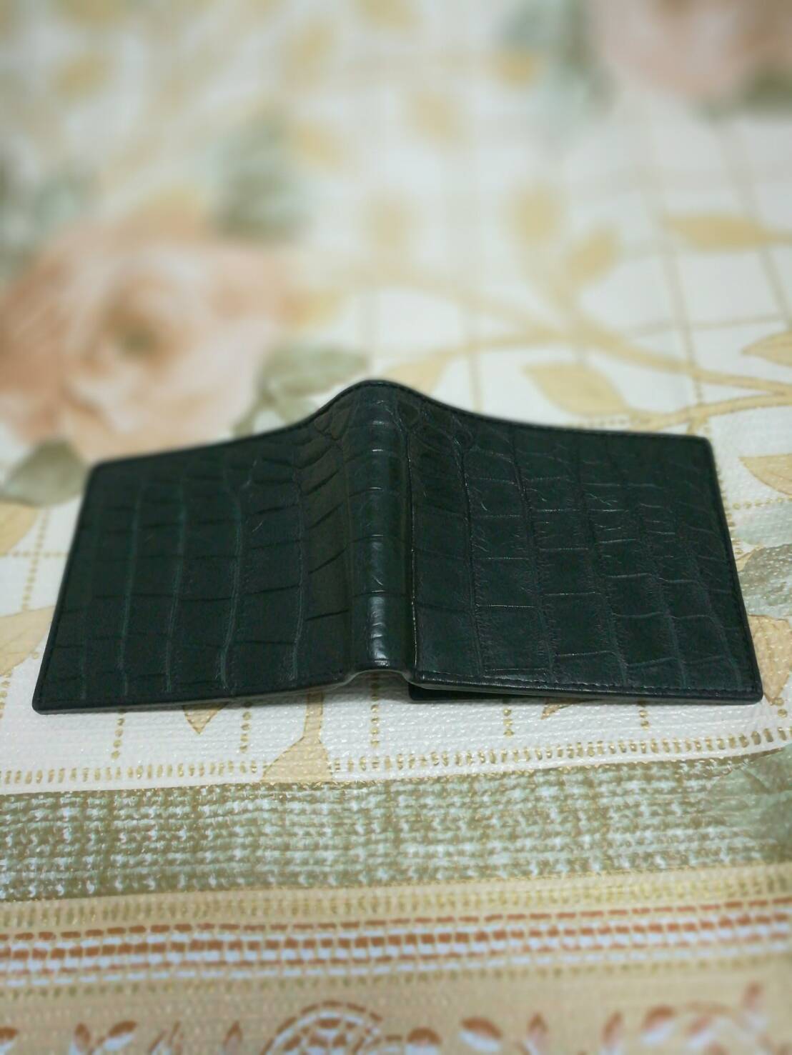 กระเป๋าหนังจระเข้แท้(หนังท้อง) สีเขียวเข้ม