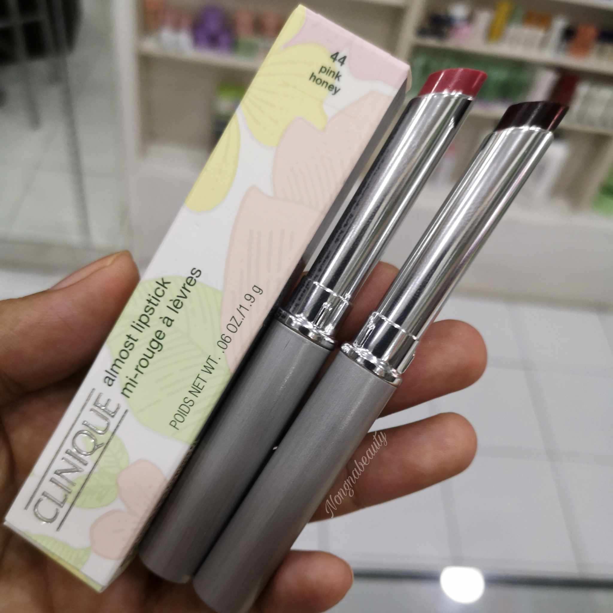 CLINIQUE Almost Lipstick 1.9g. ลิปบาล์มออกสี
