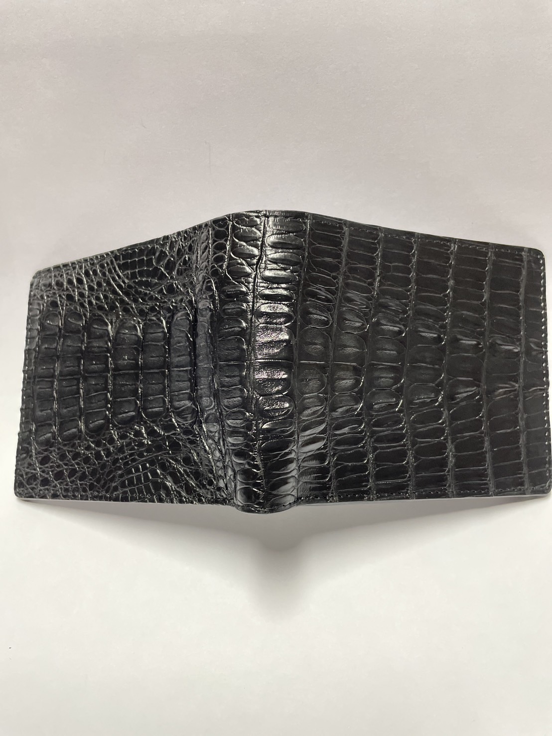 กระเป๋าหนังจระเข้แท้ (กระดูกหาง)