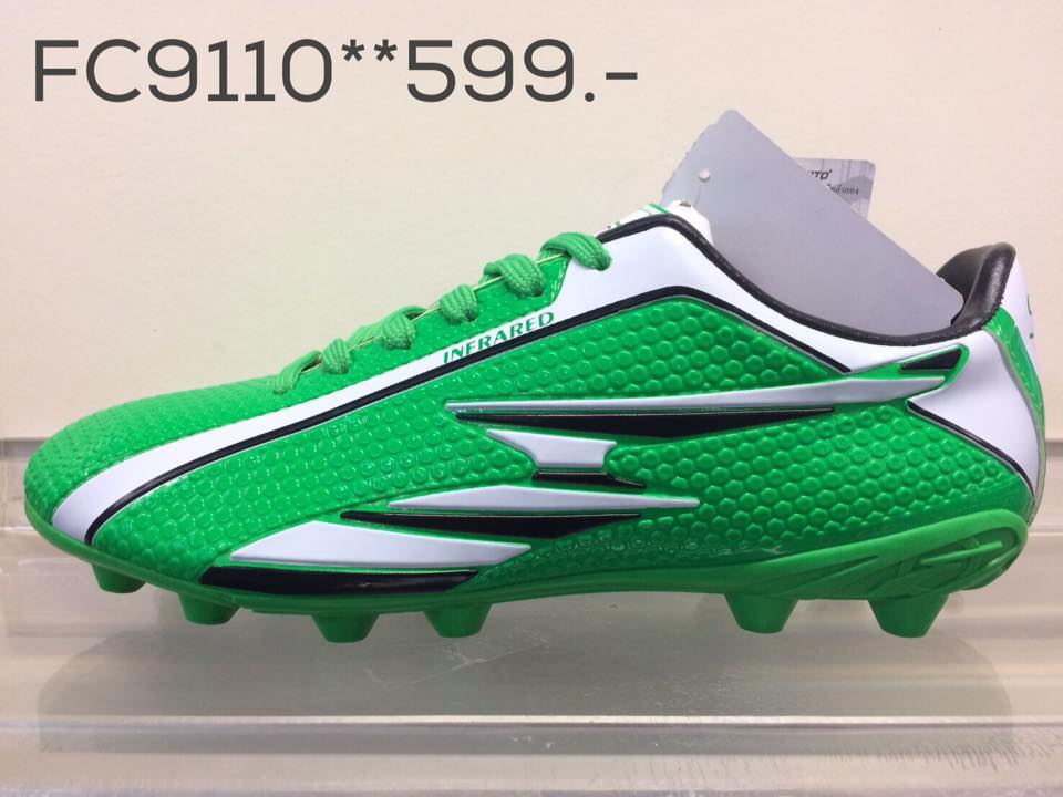KITO สตั้ดฟุตบอล รหัส FC9110 สีเขียว เบอร์ 35-38