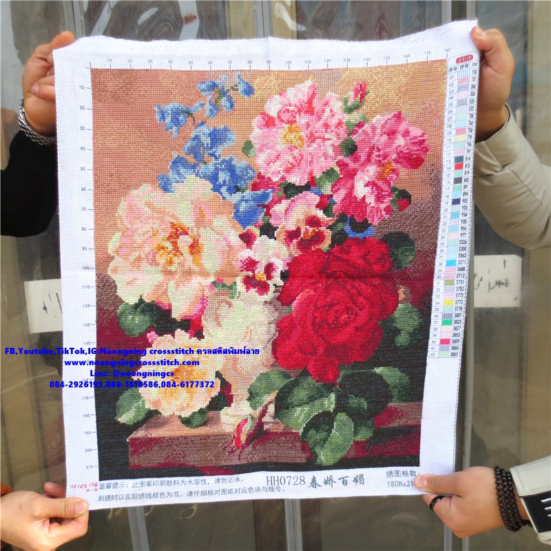แจกันดอกกุหลาบ57x50cm ครอสติสปักสำเร็จ ไม่รวมกรอบ งานฝีมือ DIY