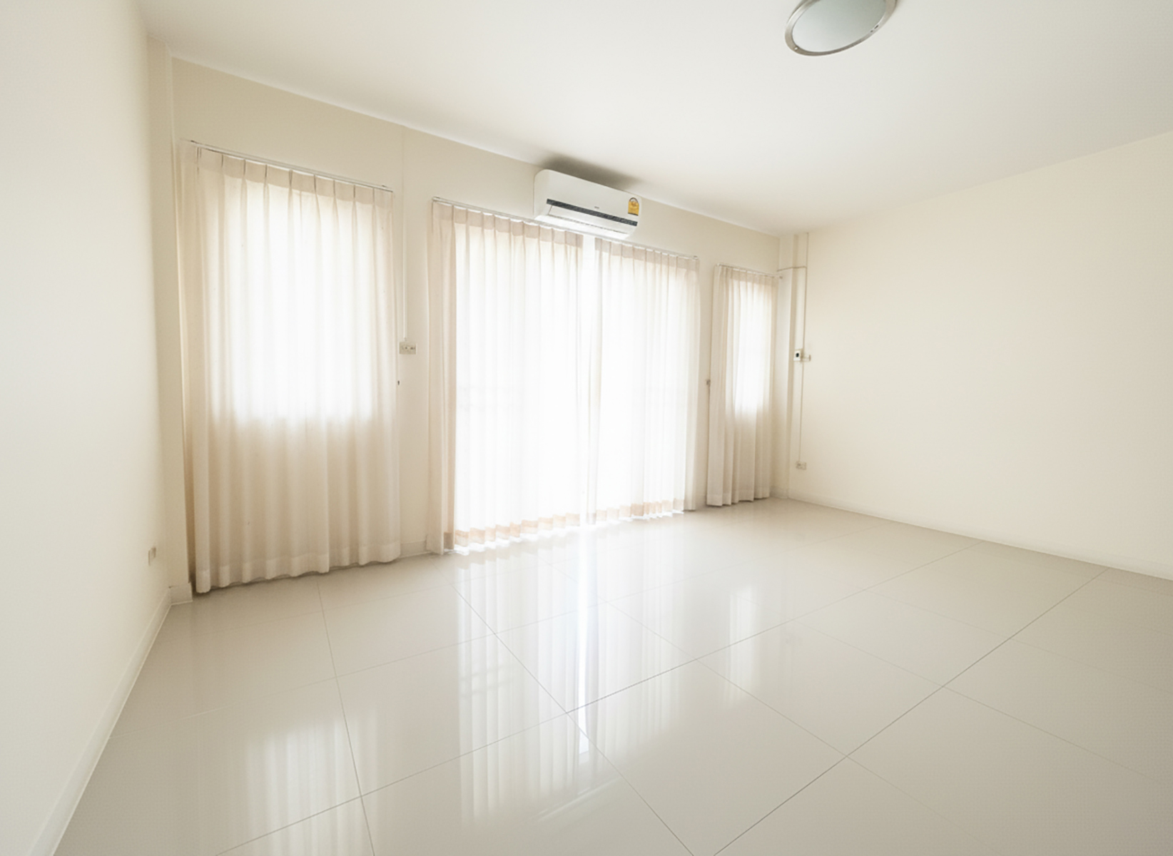 ขายตึกแถว หมู่บ้านเปรมประชากรคันทรีวิลอยุธยา บางกระสั้น บางปะอิน พระนครศรีอยุธยา