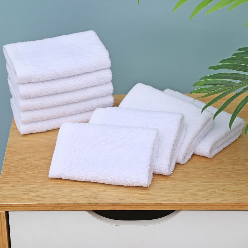 ผ้าเช็ดหน้า Cotton100% ผ้าขนหนูขนาด 30*30 ซม *สีขาว*