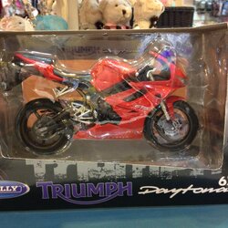 1:10 Triumph Daytona 675