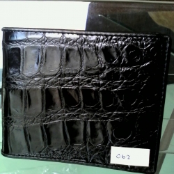 กระเป๋าหนังจระเข้แท้(หนังท้อง) สีดำ
