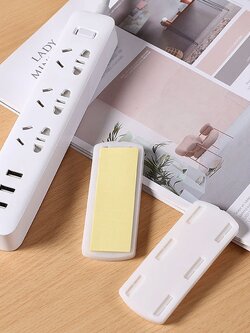 ที่แขวนที่เก็บของอเนกประสงค์ ที่แขวนปลั๊กไฟติดผนัง แบบไม่ต้องเจาะผนัง/1159