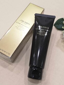 SHISEIDO Future Solution LX Extra Rich Cleansing Foam 125ml โฟมล้างหน้า