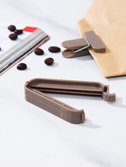 อุปกรณ์ซีลถุงพลาสติกสําหรับถนอมอาหาร