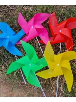 กังหันลมพลาสติก 4 แฉก ขนาด 23 CM กังหันสี กังหันพลาสติก ใช้ประดับบ้าน ประดับสวน