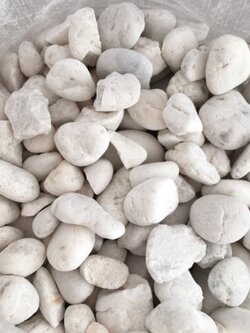 หินขาว หินน้ำตาล หินแต่งสวน ไม่ได้คัด 🔥กิโลละ 20 บาท🔥