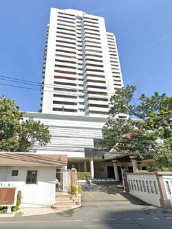 83512 เช่าคอนโด ยูนิตพิเศษที่ Oriental Towers เอกมัย