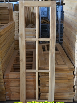 หน้าต่างไม้สัก GN-04