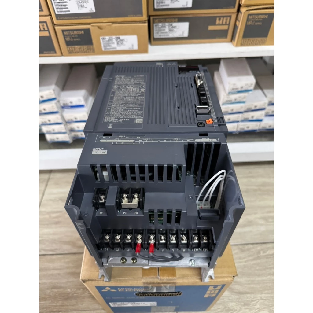 ขาย MR-J4-700B